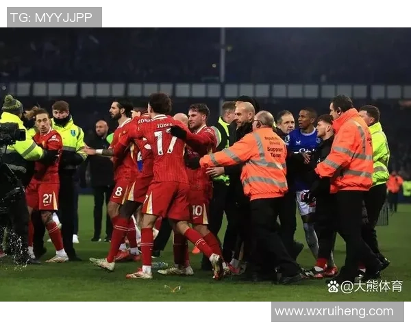 墨菲认为萨拉赫威胁性强斯洛特应让其参与防守提升球队表现